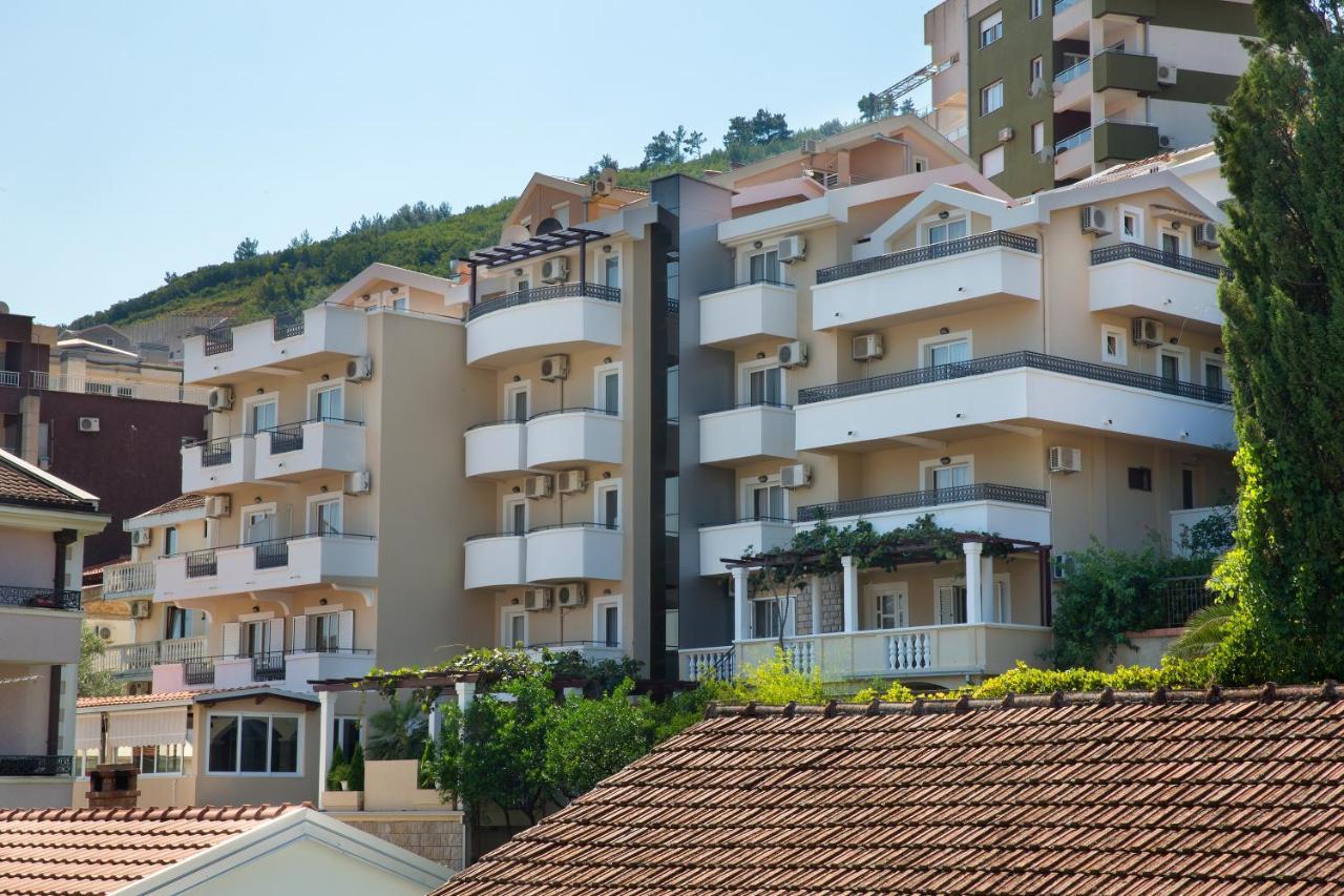 Villa Ljubanovic Budva Exteriör bild
